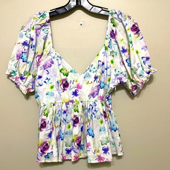 EUC Urban Outfitters watercolor floral peplum top - Picture 1 of 3